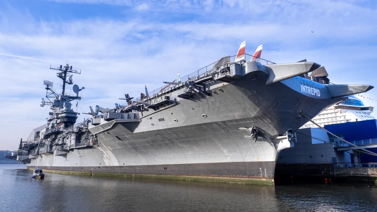 Event photo of INTREPID MUSEUM - Image 1